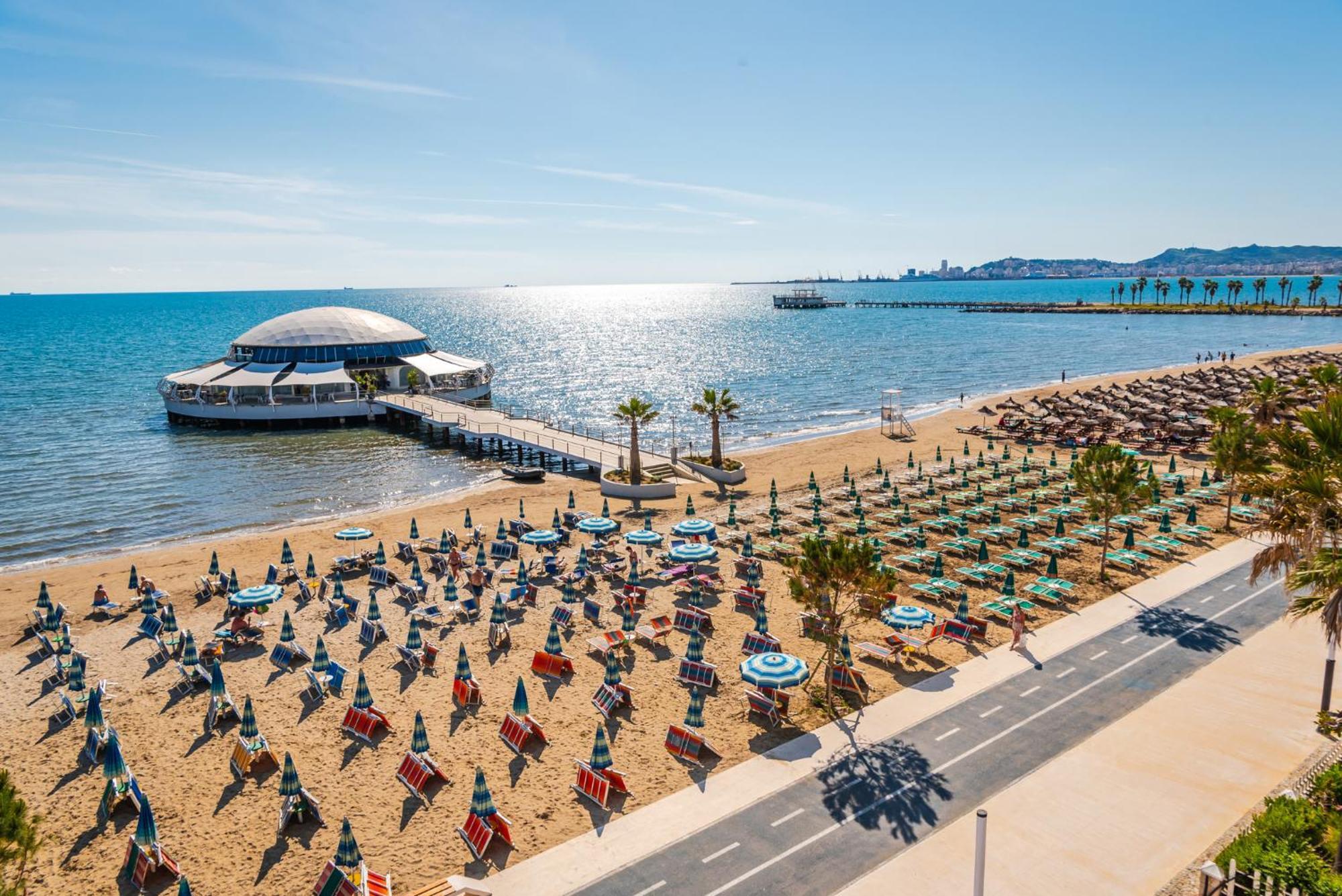 Sea View Apartments Eldo Драч Екстериор снимка