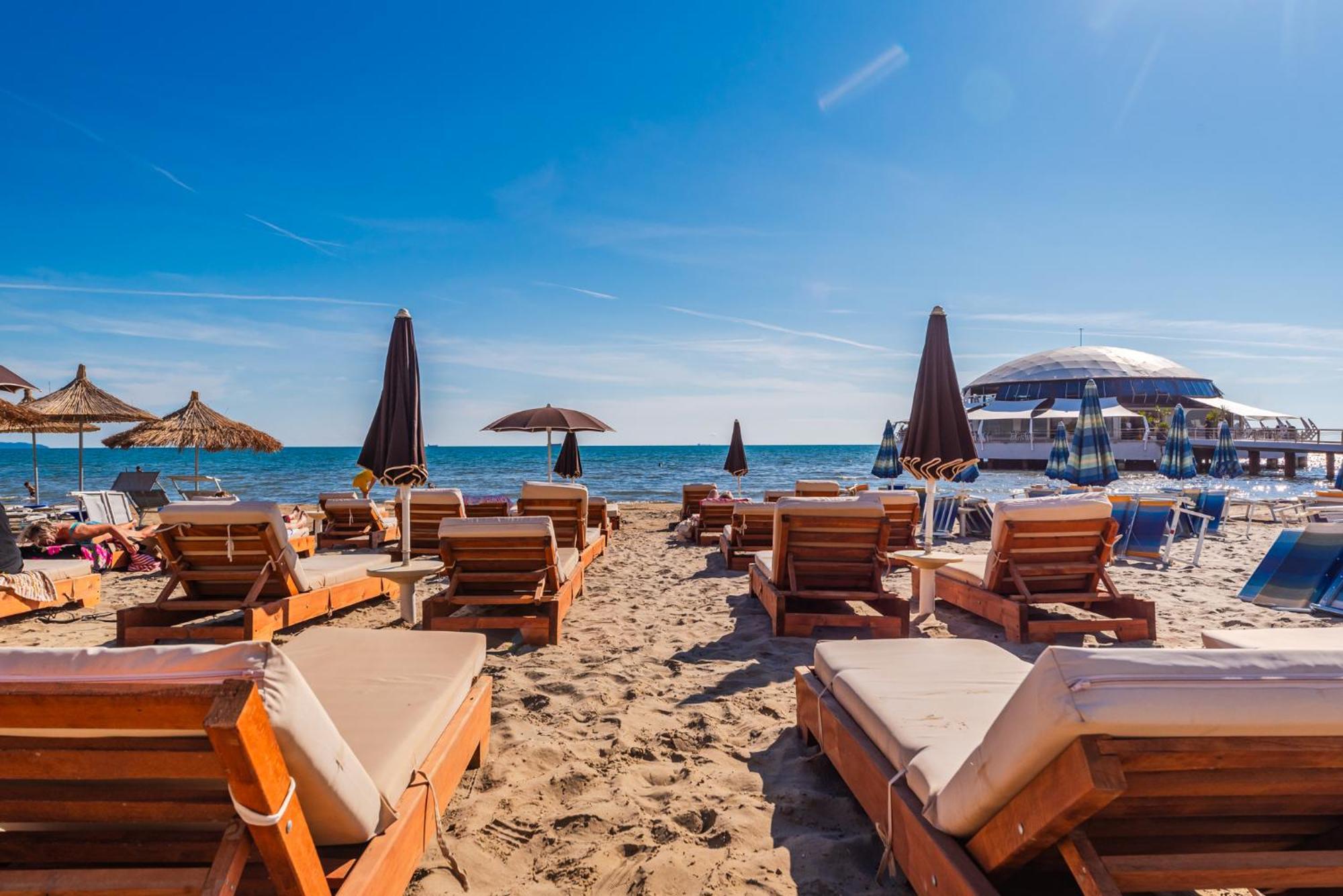 Sea View Apartments Eldo Драч Екстериор снимка