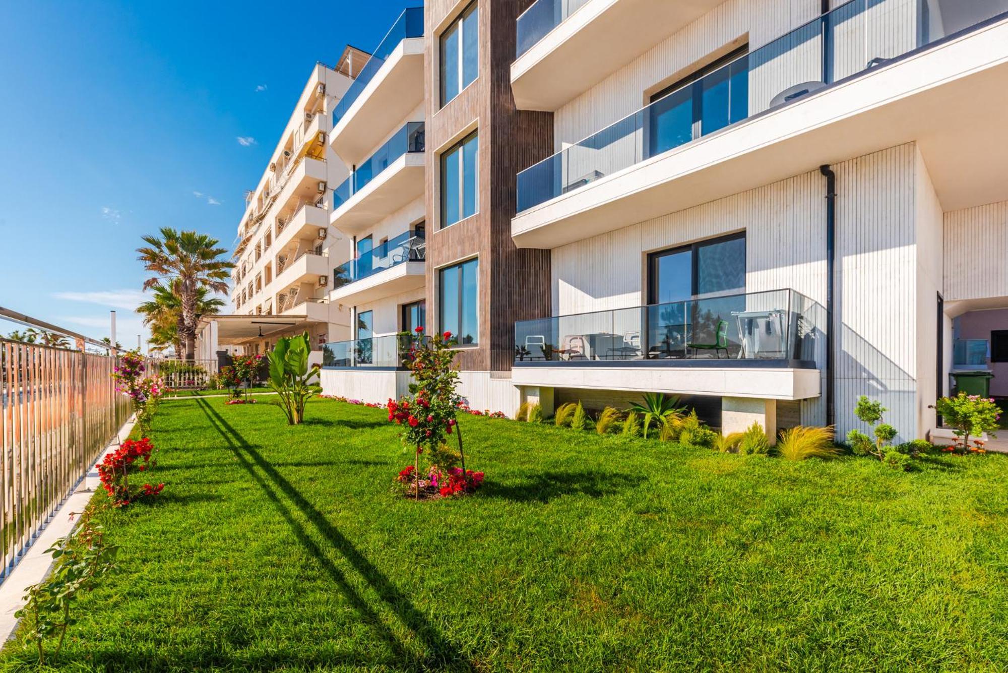 Sea View Apartments Eldo Драч Екстериор снимка